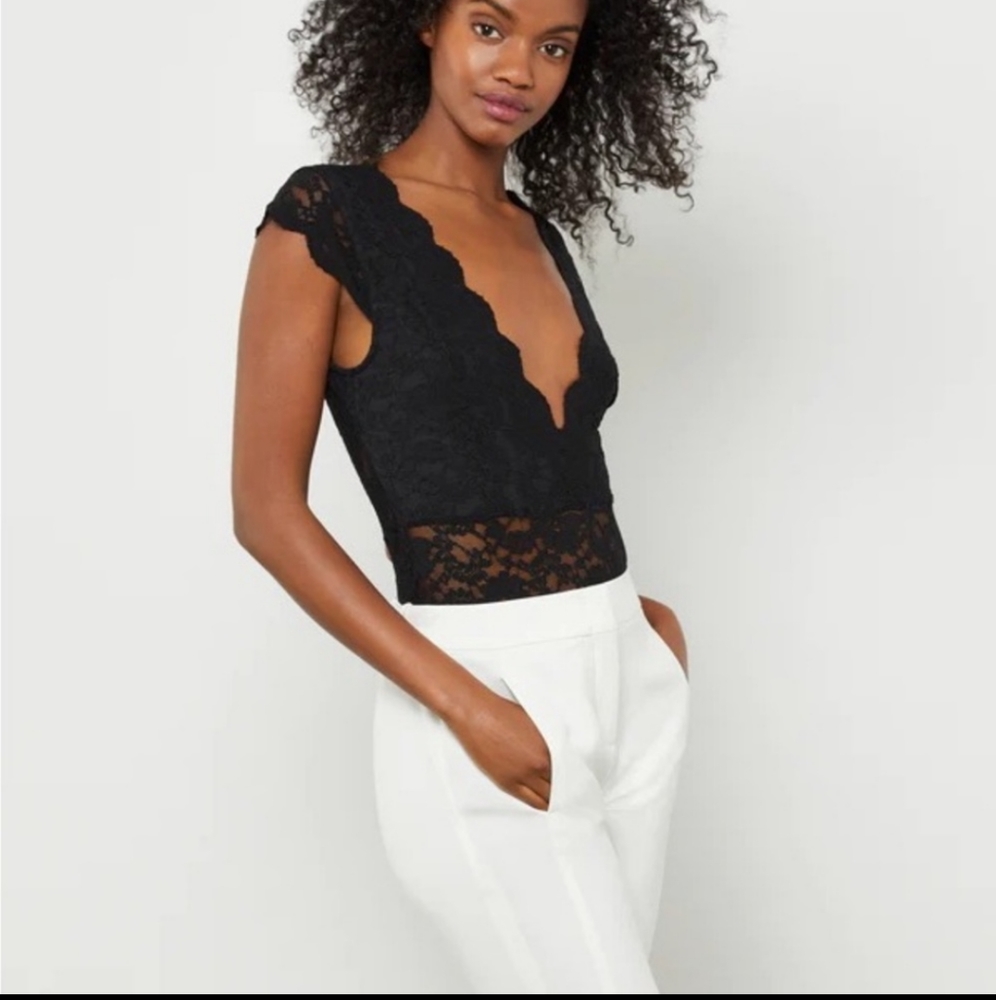 BCBGMaxAzria Low Plunge Lace Sexy V-neck Bodysuit Large New